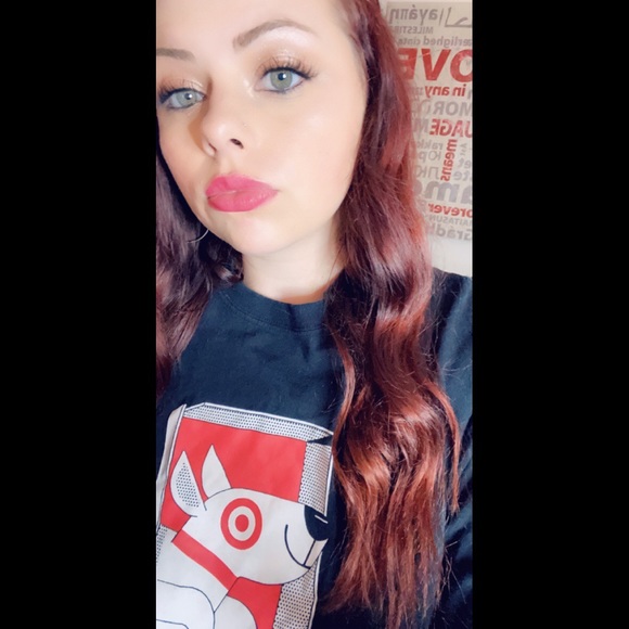 Meet your Posher, Angela - Picture 1 of 1